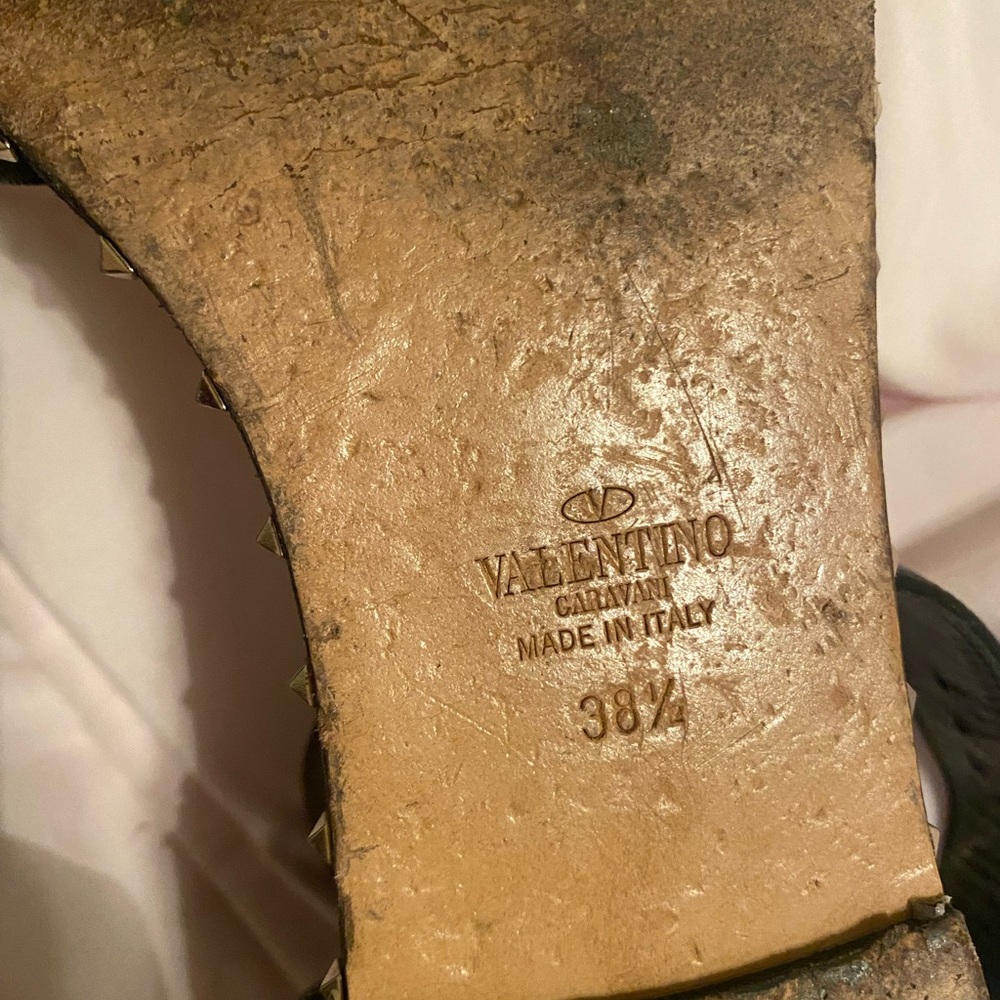Authentic Valentino Sandals - Picture 5 of 5